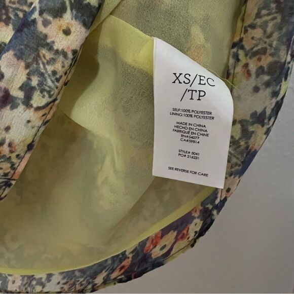 Cabi Positano Floral Print Tiered Tunic Blouse Top Size XS - Picture 6 of 7